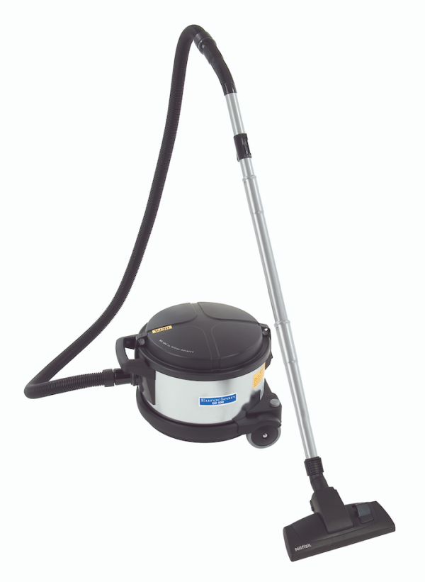 Nilfisk GD 930 Vacuum