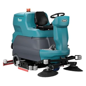 Tennant T1581 Ride-On Floor Scrubber