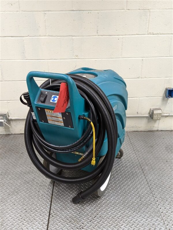 Tennant 1120 Carpet Box Extractor - Image 2