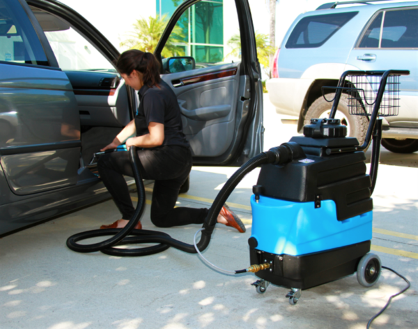 8070 Mytee Lite™ Heated Carpet Extractor - Image 6