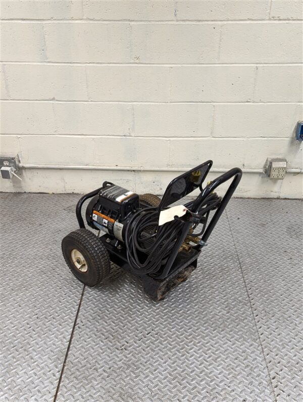 Mi-T-M Professional 1500 PSI Pressure Washer *Refurbished - Image 2